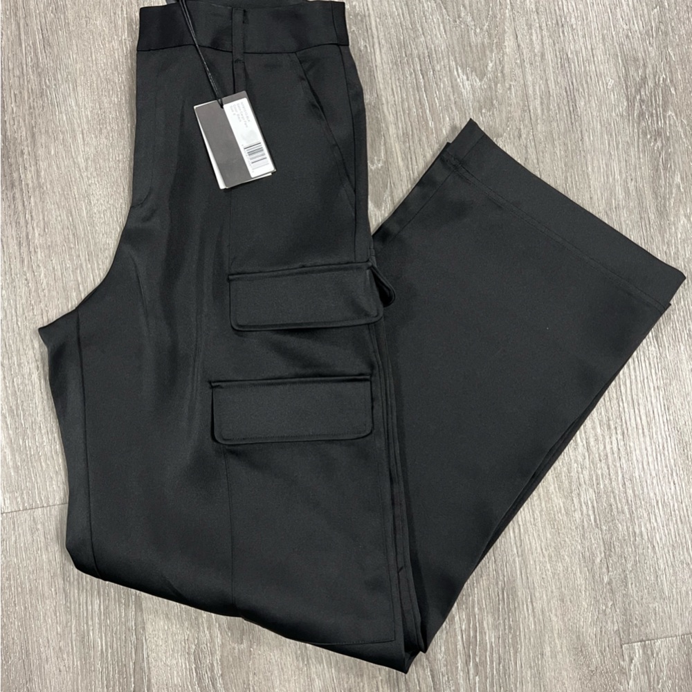 NWT Noli Women's Milan Black Full Length Cargo Satin Pants NY81510-BLK Sz 6